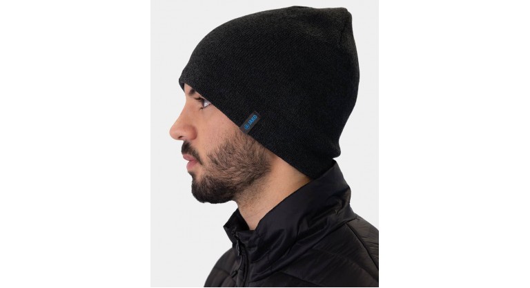 В'язана шапка