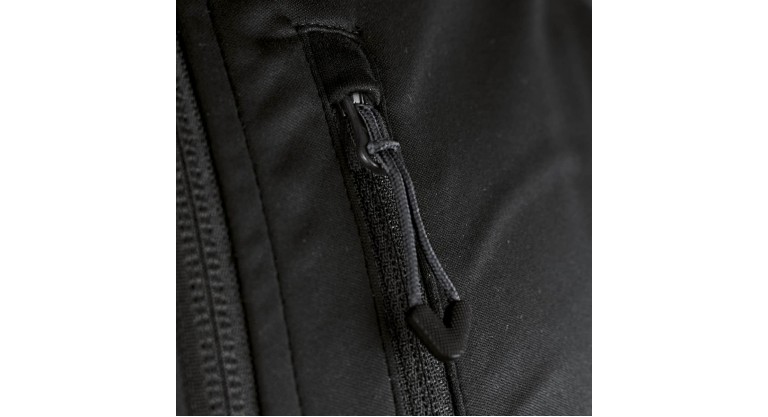 Легка софтшел-куртка Легка софтшел-куртка